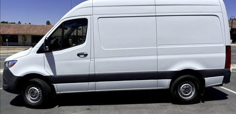 2021 Mercedes-Benz Sprinter Campervan in La Mesa