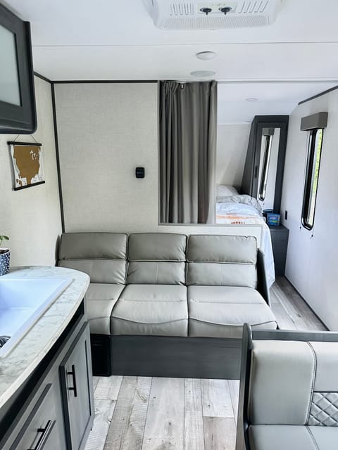ᨒ A little place called Aspen Towable trailer in Litchfield County