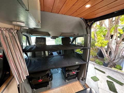 Family-friendly Sprinter Campervan! Reisemobil in Portland