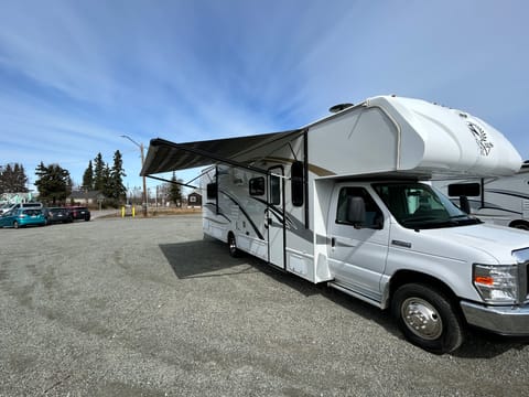 NORTH 2019 Nexus Phantom 31-P Véhicule routier in Anchorage