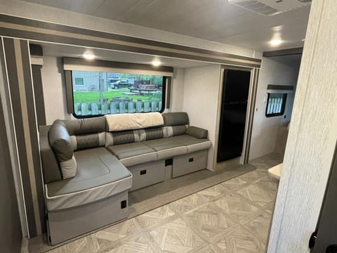 2023 Forest River Salem 22RBSX Towable trailer in Fishers