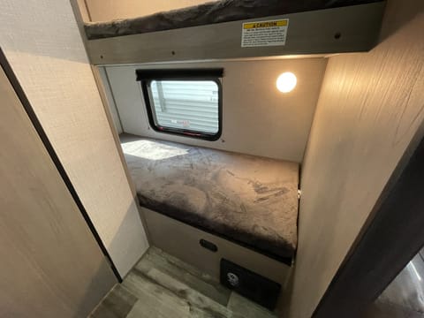 Fully Stocked 2022 Coleman Light Travel Trailer For 5 "Rest EZ" Towable trailer in Corona