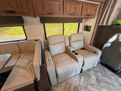 2021 Forest River Sunseeker S10 Fahrzeug in Chester Springs