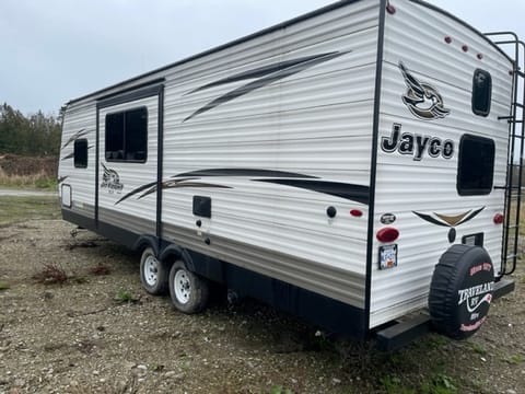 2018 Jayco Jay Flight SLX Towable trailer in Maple Ridge