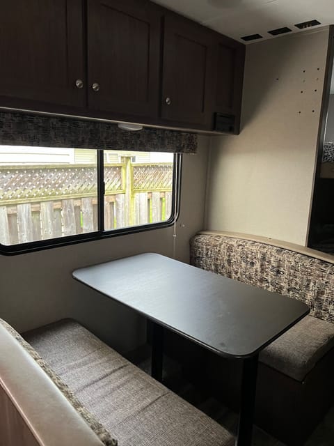 2018 Keystone RV Hideout Towable trailer in Niagara Falls