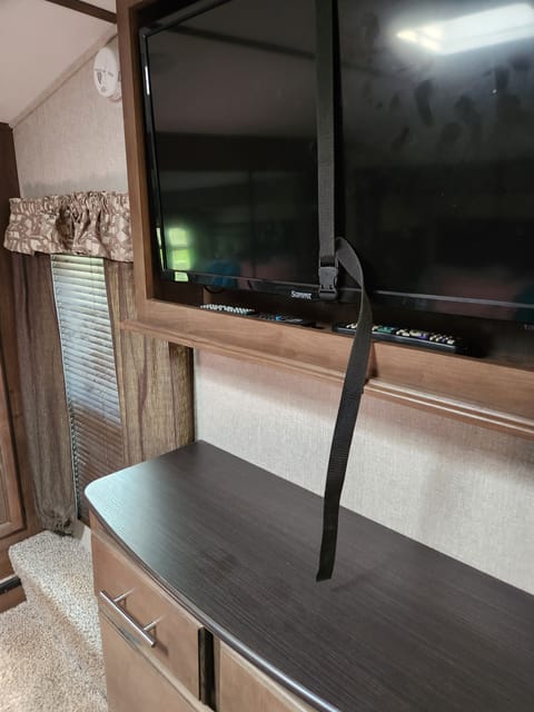 2019 Keystone RV Cougar Towable trailer in Vernal