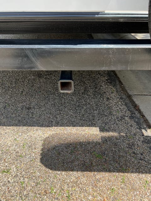 2” accessory hitch with 800lb capacity 