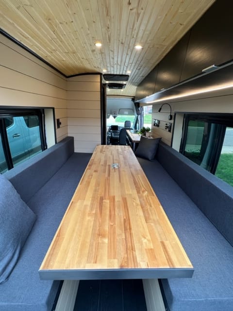 From the rear doors looking in, plenty of storage spaces in the hanging cabinets without obstructing windows to outdoor scenery.