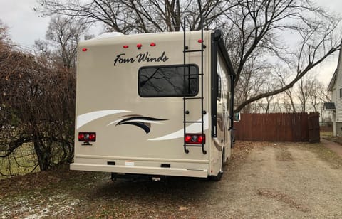 John‘s Thor Motor Coach Four Winds 22E Drivable vehicle in Auburn Hills