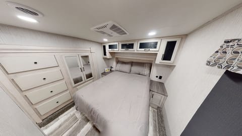 Master cabin with access to full bath