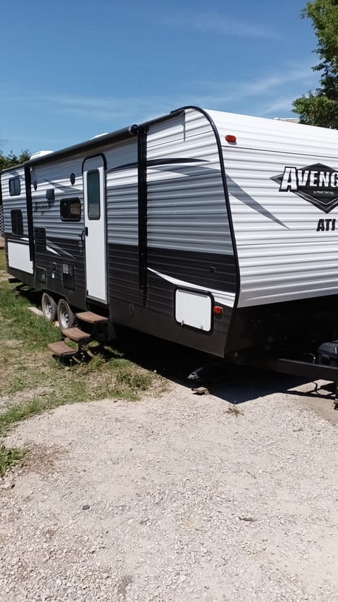 2019 Avenger ATI 24bh Towable trailer in Boyne Falls