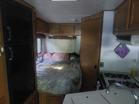 1988 Ford motorhome 24ft "Margaret" Drivable vehicle in Whistler