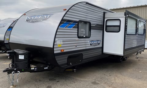 2022 Forest River Salem Cruise Lite Towable trailer in Shawnee
