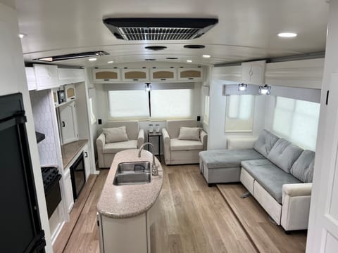 2016 Crossroads RV Sunset Trail Reserve Remorque tractable in Jenks