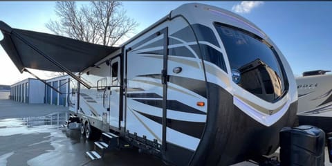 2021 Keystone Outback 324CG Towable trailer in Everett