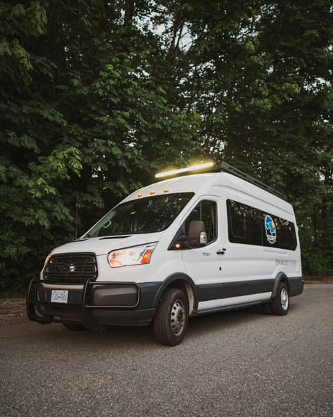 New Custom Built 2018 Ford Transit 350 HD- for 4persons Drivable vehicle in Burnaby