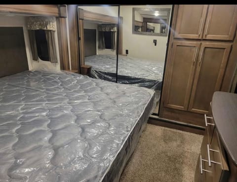 2018 Keystone RV Cougar bunkhouse Towable trailer in Medford