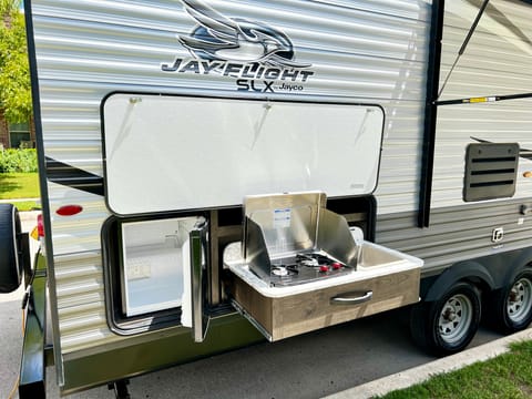 2020 Jayco Jay Flight SLX 267BHS Veteran/1st Responder Discount Towable trailer in Bulverde