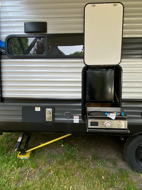 2022 Forest River Salem Towable trailer in Manistee