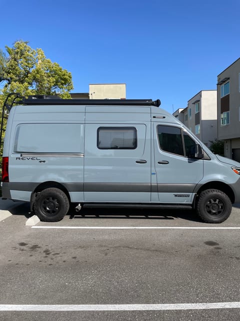 2022 Winnebago Revel - Adventures of Earl Grey Drivable vehicle in Downey