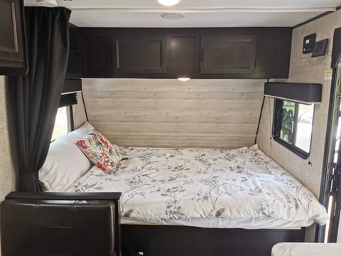 Brand New 2022 Jayco Jay Flight 174BH Bunkhouse, SUV Towable Towable trailer in Barrie