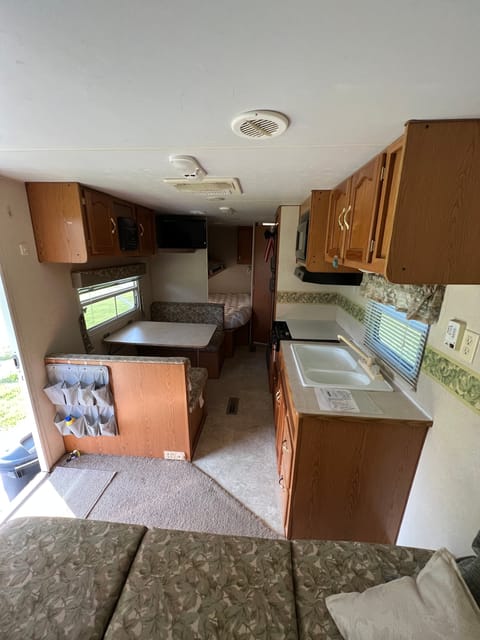 Dining area and you can see back bunk area.