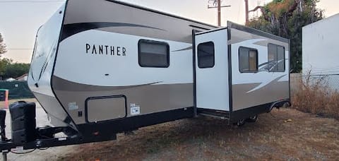 NEWER! 2019 Pacific Coachworks Panther 28BUNKHOUSE  RV RENTALS WAY OF LIFE Towable trailer in Hemet