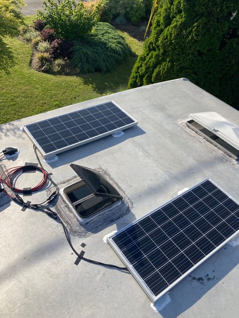 2x 100W solar panels