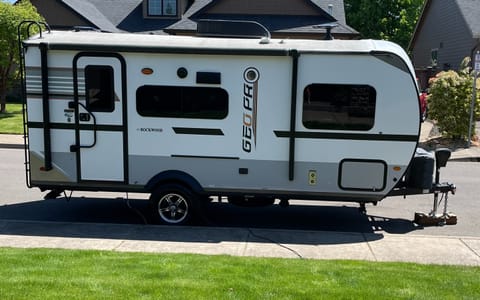 2019 Forest River Rockwood Geo Pro FBS - Light weight Towable trailer in Springfield
