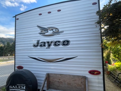 BunkHouse Jayco Jay Flight SLX Baja Edition Towable trailer in Everett