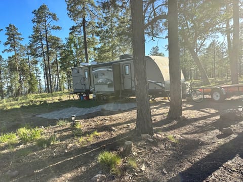 2014 Heartland RV Wilderness Towable trailer in Apache Junction