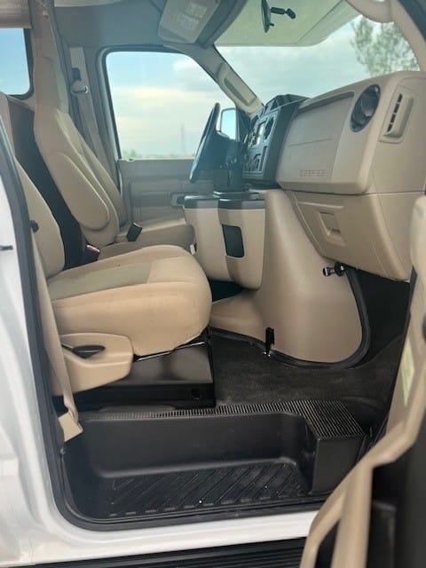 2019 Winnebago Outlook - very clean and comfortable unit.  Pet friendly. Drivable vehicle in Winnipeg