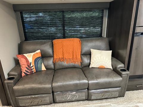 Knox’s Nook Towable trailer in Fort Smith