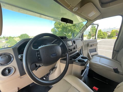 2019 Forest River Sunseeker Drivable vehicle in Cedar Hills