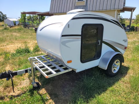 Teardrop trailer ready for adventure - lightweight, tow with any vehicle Ziehbarer Anhänger in Santa Rosa