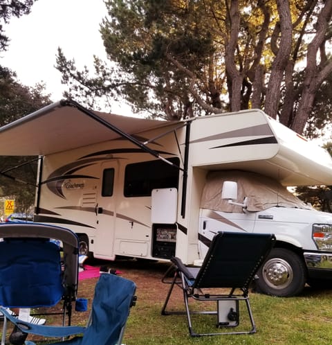 2016 Forest River Coachmen - Family Fun NOW Drivable vehicle in Woodland