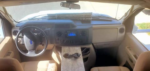 2016 Forest River Coachmen - Family Fun NOW Drivable vehicle in Woodland