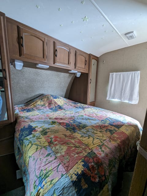 2015 Coachmen Freedom Express(DELIVERY ONLY) Towable trailer in Astoria