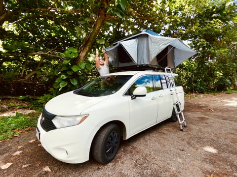 Aloha Glamping Van :) 2015 Nissan Quest Reisemobil in Ewa Beach