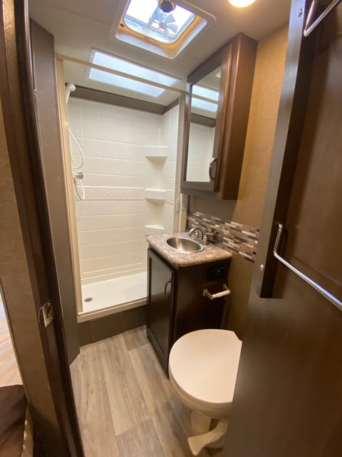 Adult size bath makes your stay comfortable. 