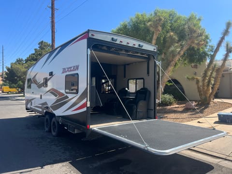 2019 Pacific Coachworks Blaze'N Towable trailer in Mesquite