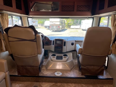 2017 Thor Motor Coach A.C.E Drivable vehicle in Encinitas