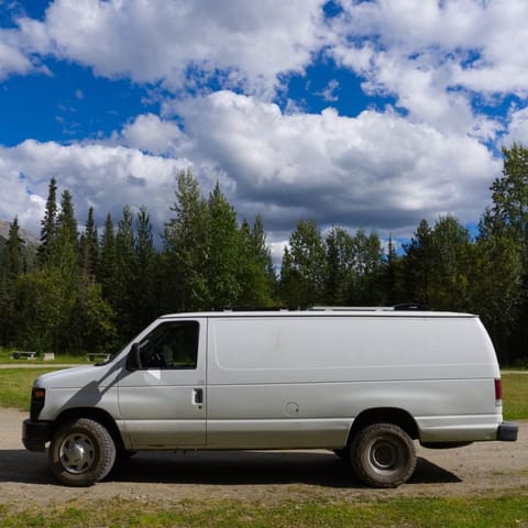 Deliberately simple 'stealthy' normal van exterior: park wherever you want with no hassle.