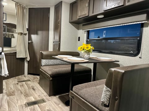 2019 Keystone Springdale BUNK HOUSE Towable trailer in Tulare