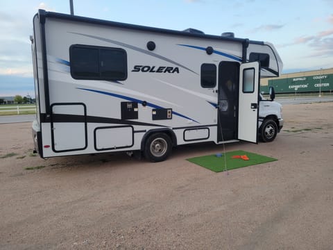 Thelma - 2022 Solera Solera Motorhome Class C Pet Friendly Drivable vehicle in Peoria