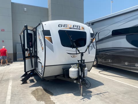 2020 GeoPro - Kitchen, Bunk Beds, Super Clean Towable trailer in Kyle