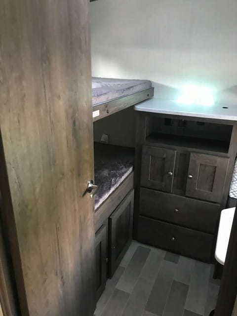 2019 Cruiser RV MPG Ultra Lite w/Bunkhouse Towable trailer in Redding