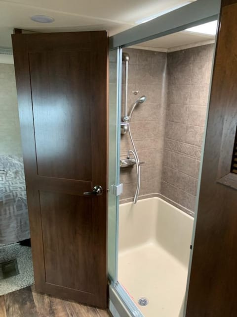 2018 Forest River Sandpiper Towable trailer in Jefferson County