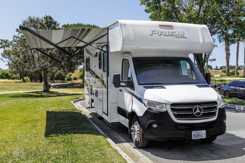 NEW! 2023 Mercedes Turbo Diesel engine 19 MPG! RV-10 Drivable vehicle in Concord