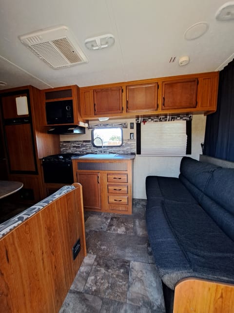 2015 Starcraft AR-One Maxx Towable trailer in Ridgecrest